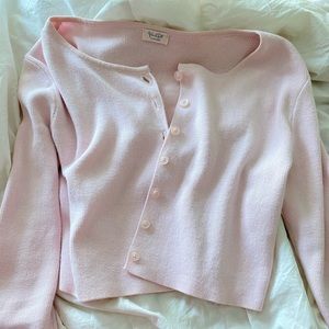 LAST CHANCE pink brandy melville cardigan